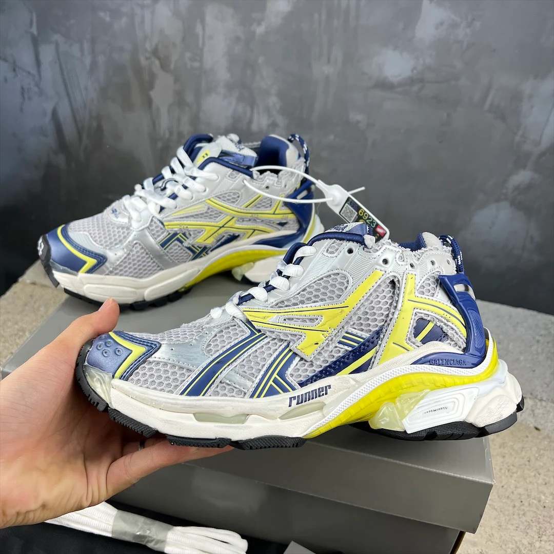 Кроссовки Balenciaga Runner - унисекс - серебристо-желтые