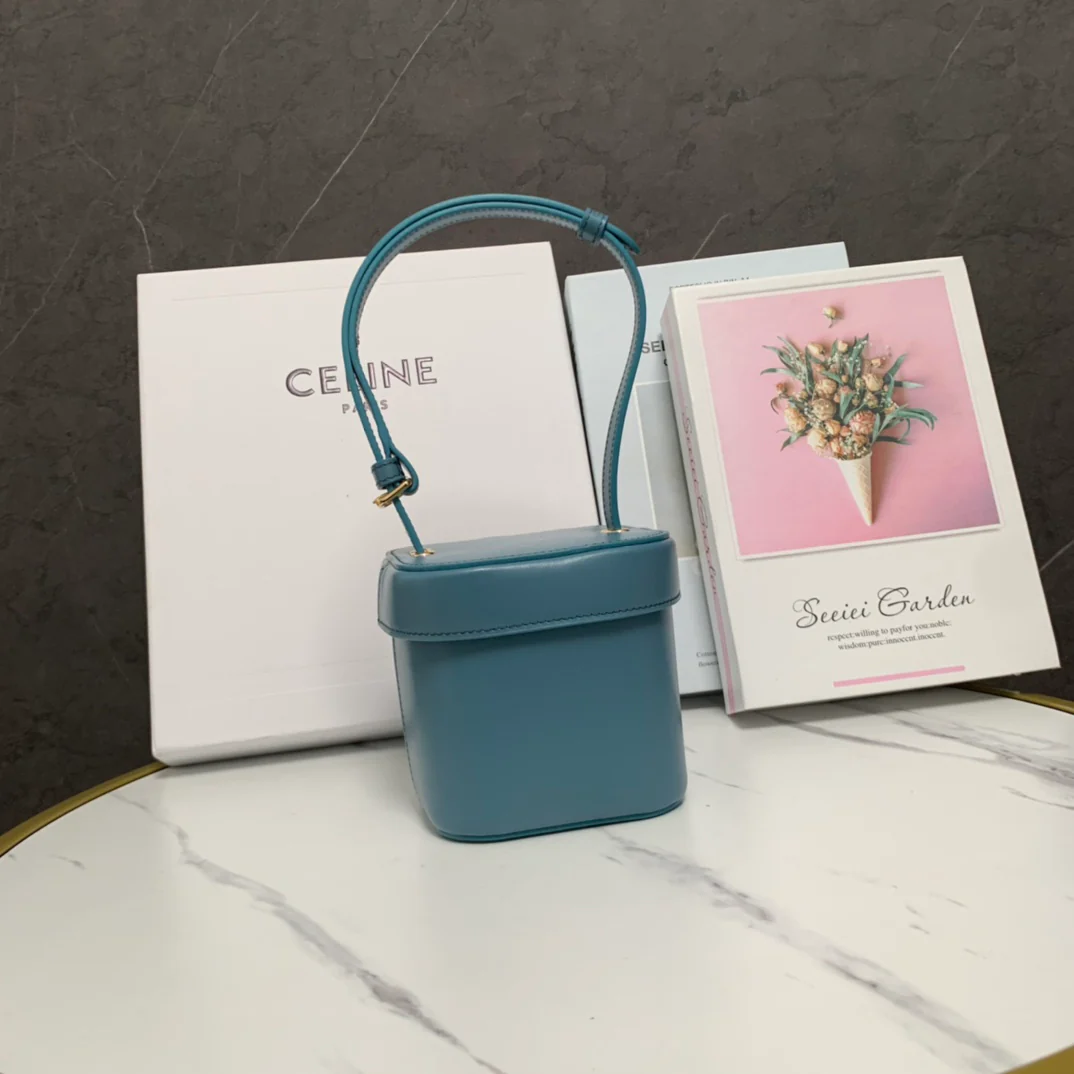 Сумка Celine Boxtriomphe - синяя