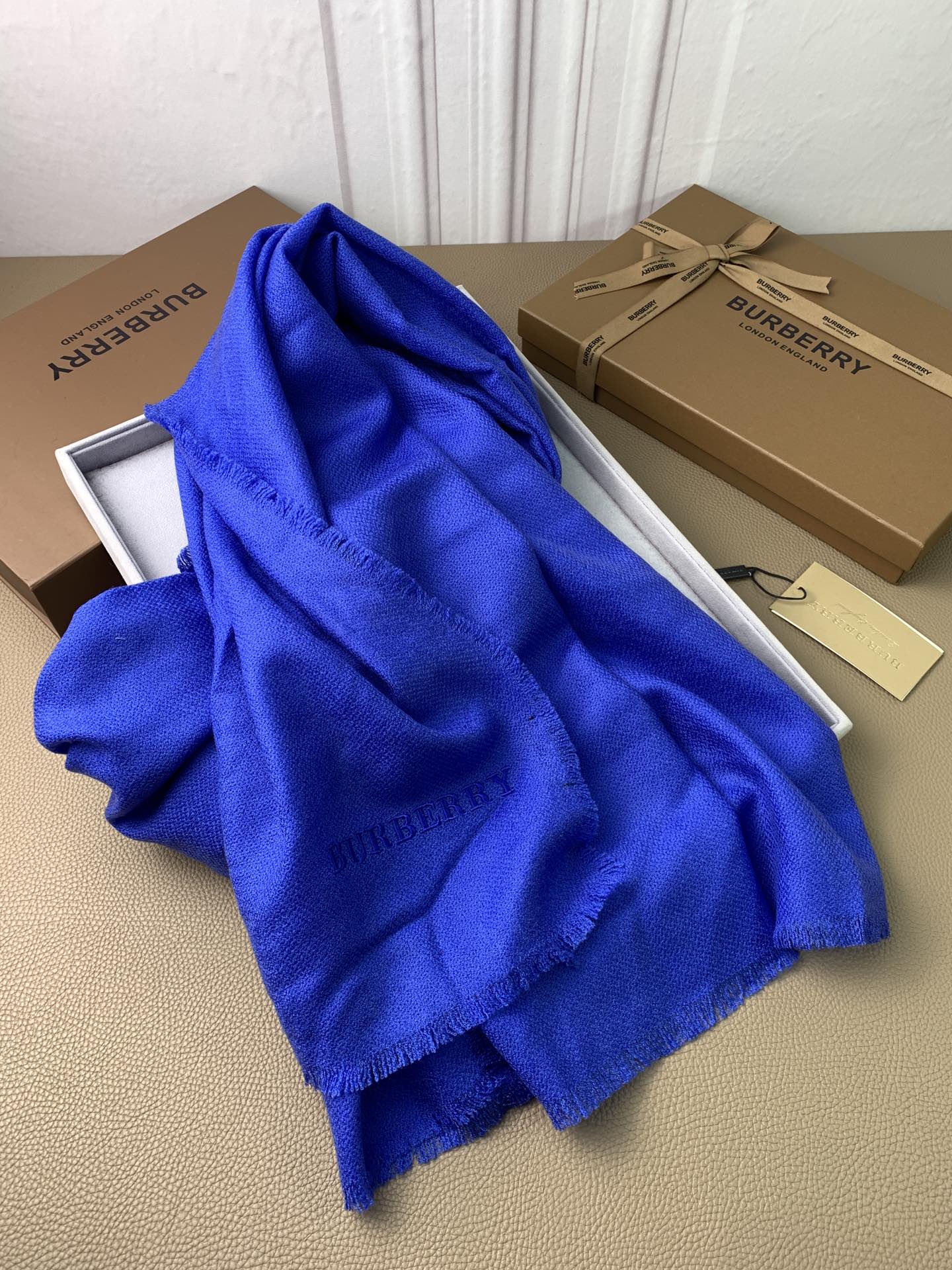 Однотонный шарф Burberry - 200 см - 85 см - 85 см - Кашемир - 15 см - Шелк - Синий