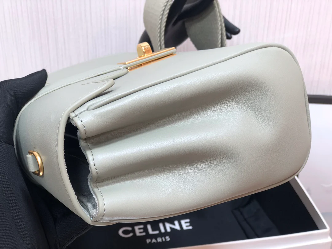 Сумка Celine Teen Soft из телячьей кожи с зернистой текстурой (16 видов бумаги) - 1