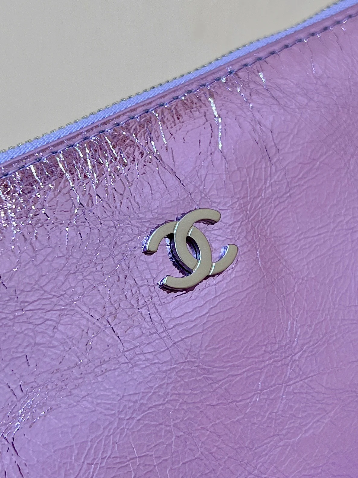Сумка Chanel 25c 22 - металлизированная кожа - фиолетовая