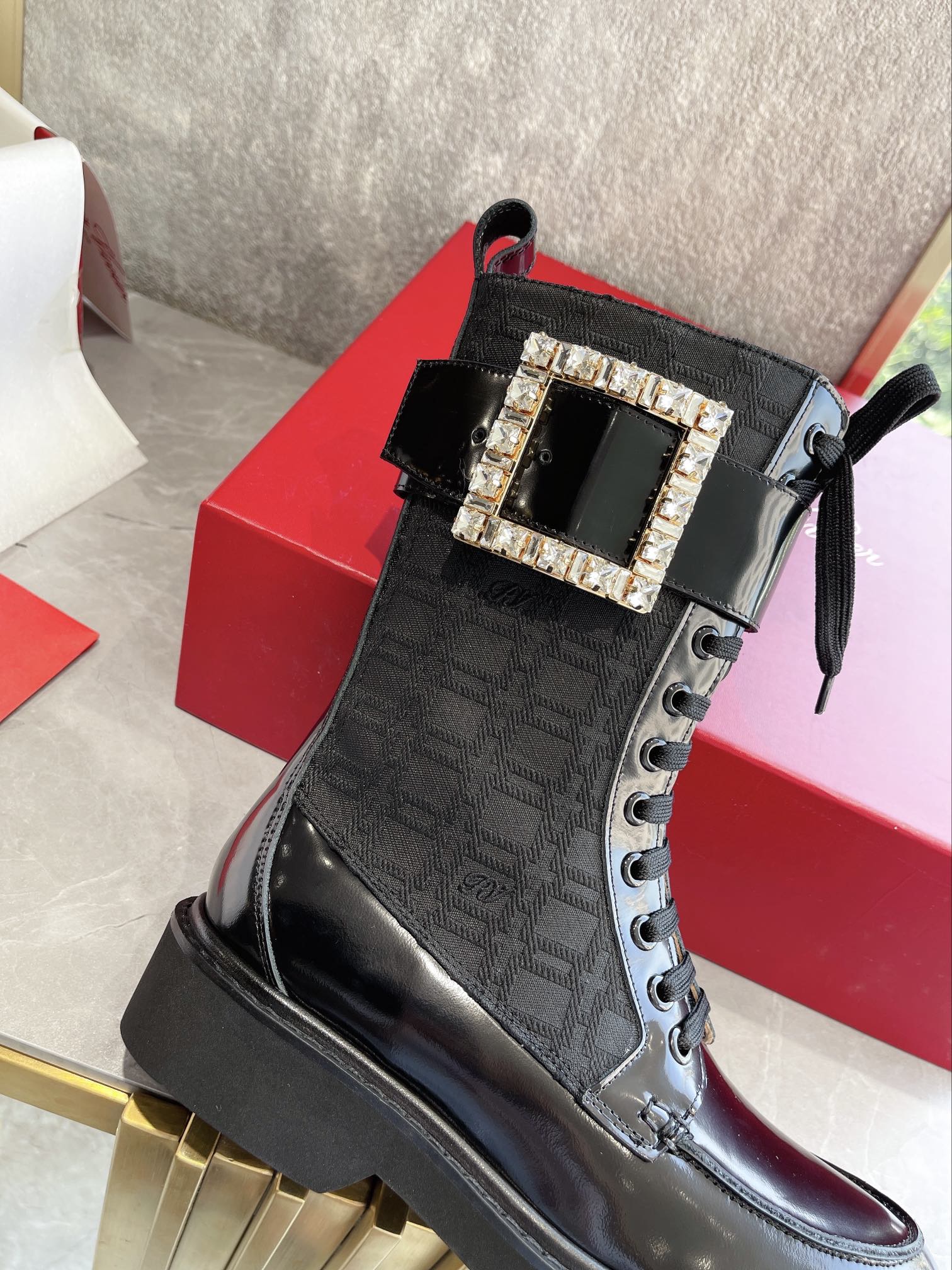 Новинка осенне-зимней коллекции RV-2022 - сапоги до середины икры.