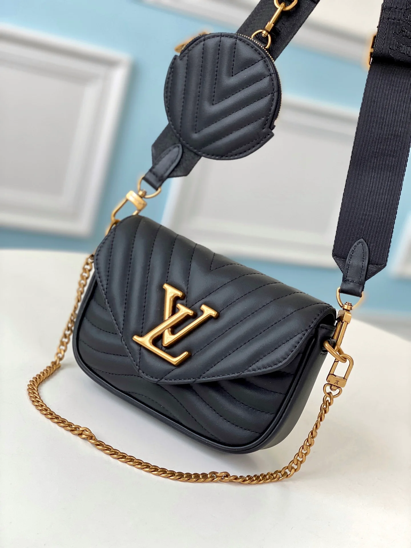 m56461-LV-new-wave-multi-pochette-crossbody bag-three-in-one bag