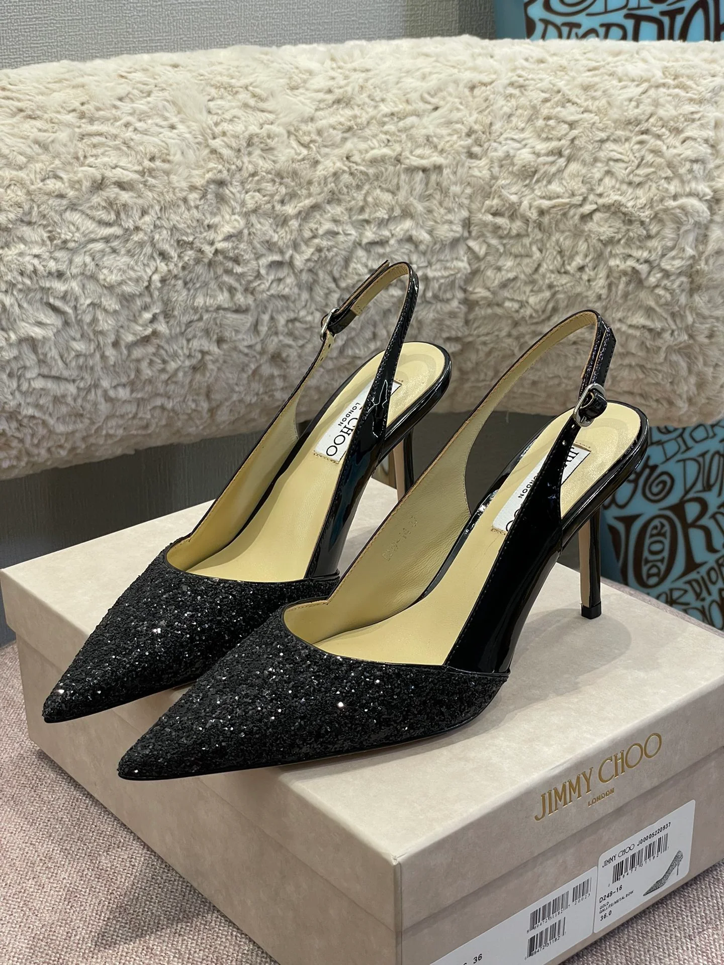 Новые поступления коллекции Jimmy весна/лето 2022 - Туфли на высоком каблуке с пайетками - 5