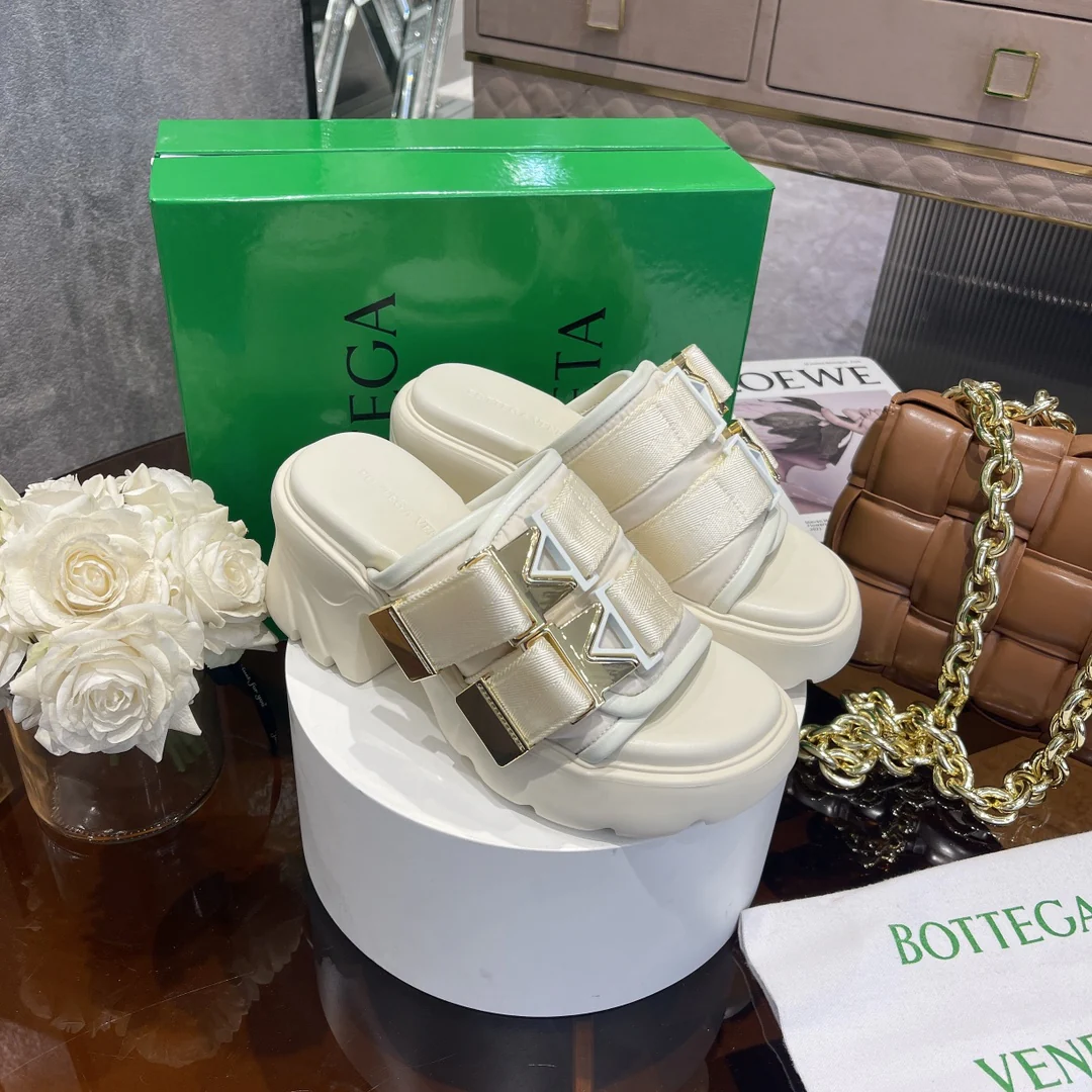 BV - Туфли на платформе