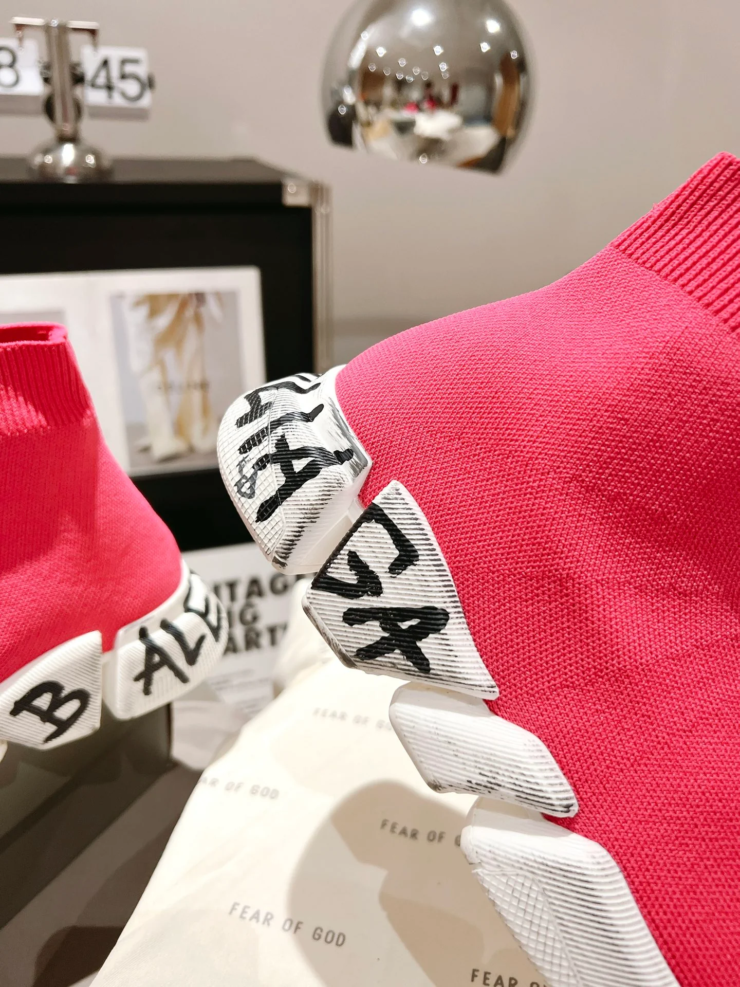 Balenciaga - Новинка 2023 года - Туфли-носки - Унисекс - Розовый