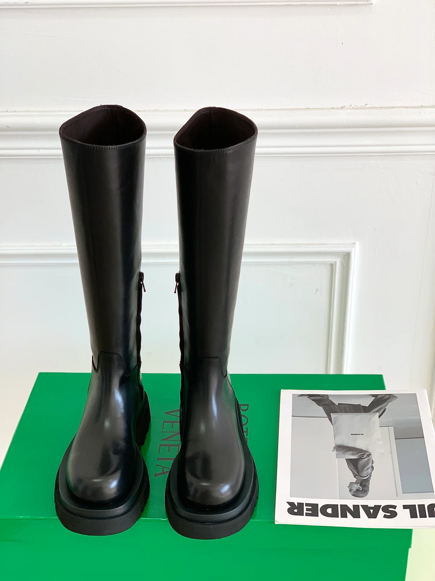 Новая модель BV 2022 — сапоги для верховой езды на платформе.