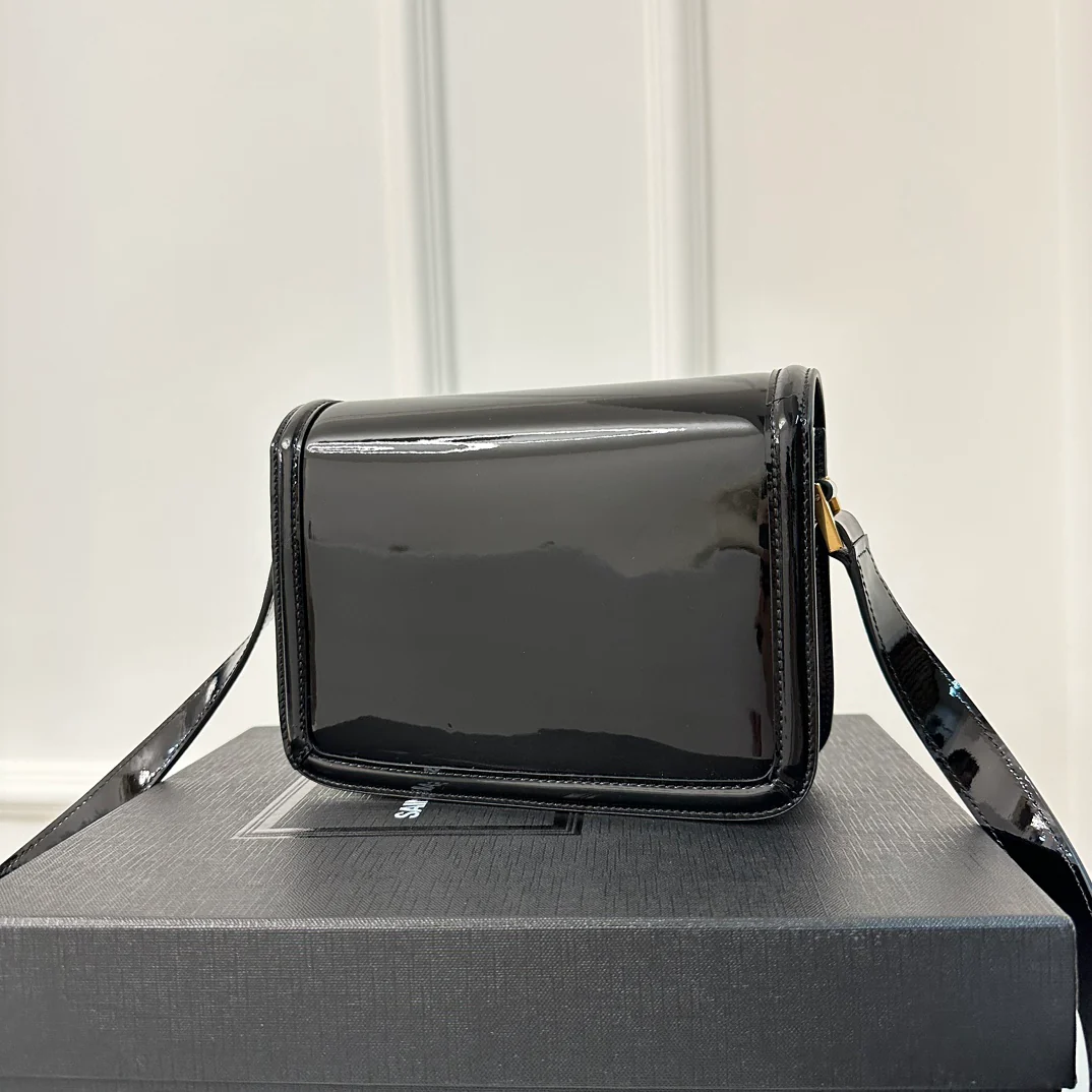 Сумка YSL Box Saint Laurent Tofu Bag, маленькая, лакированная, черная.
