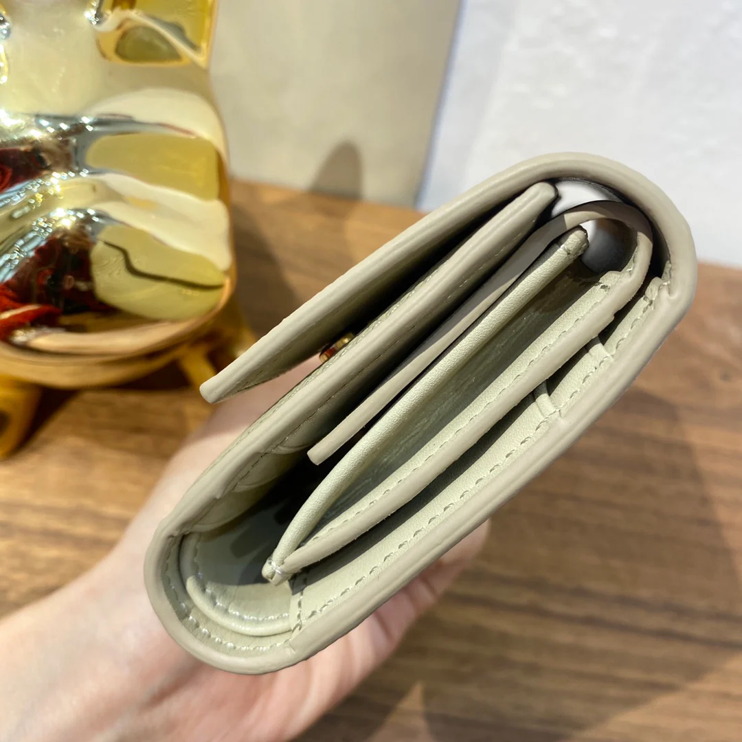 Кошелек Celine с ремешком, небольшой, зернистый, трехсекционный, короткий, 3 шт.