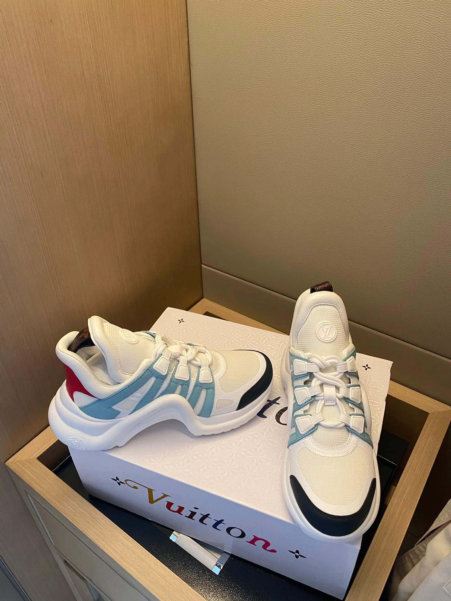 Обувь LV - LV - массивные кроссовки - 10