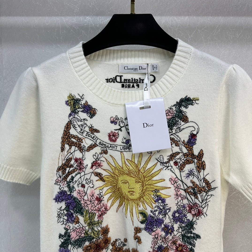 Dior - 2403-24 Ранняя весна, лимитированная серия, вязаный свитер с коротким рукавом и круглым вырезом