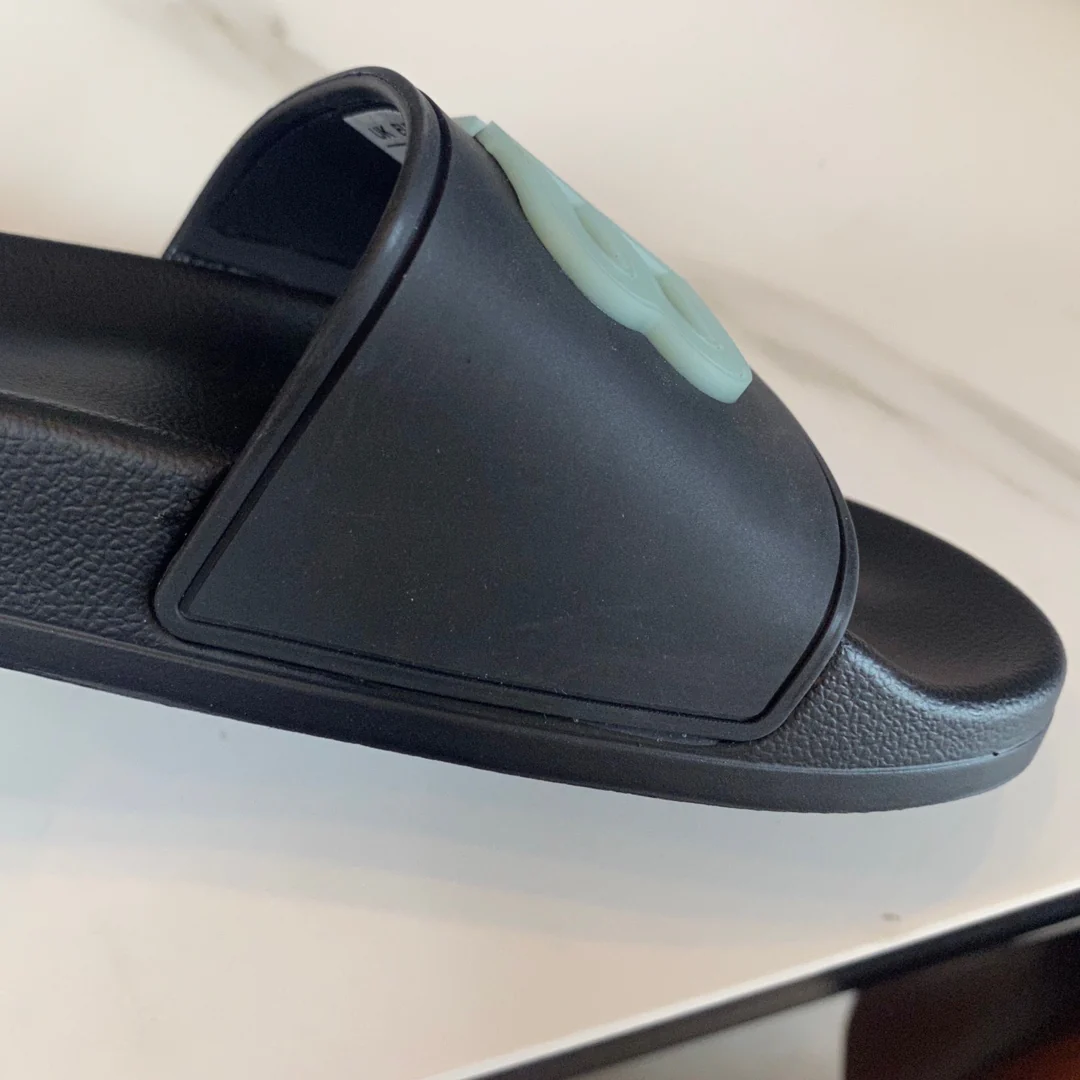 Серые тапочки Balenciaga - 1