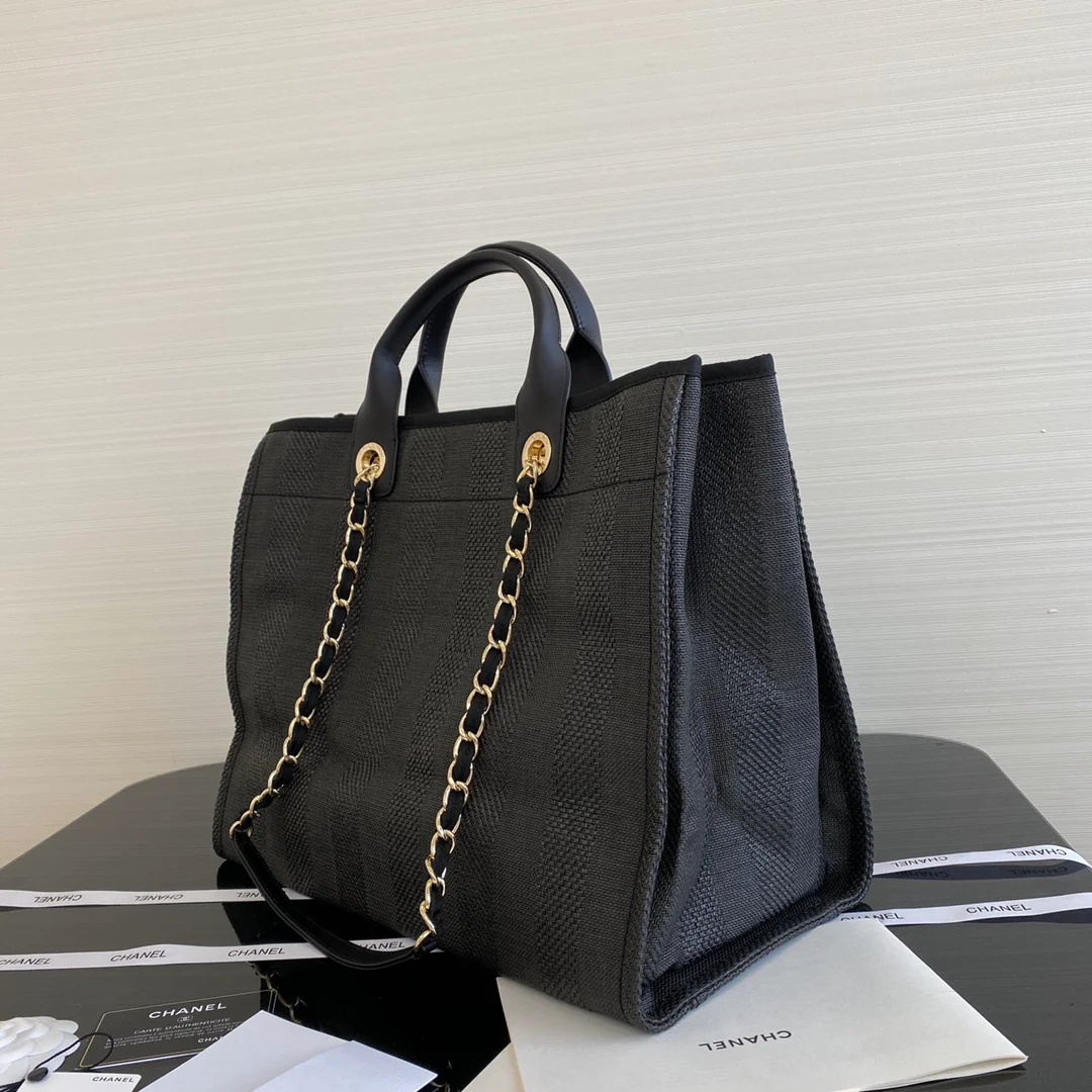 Большая черная пляжная сумка Chanel