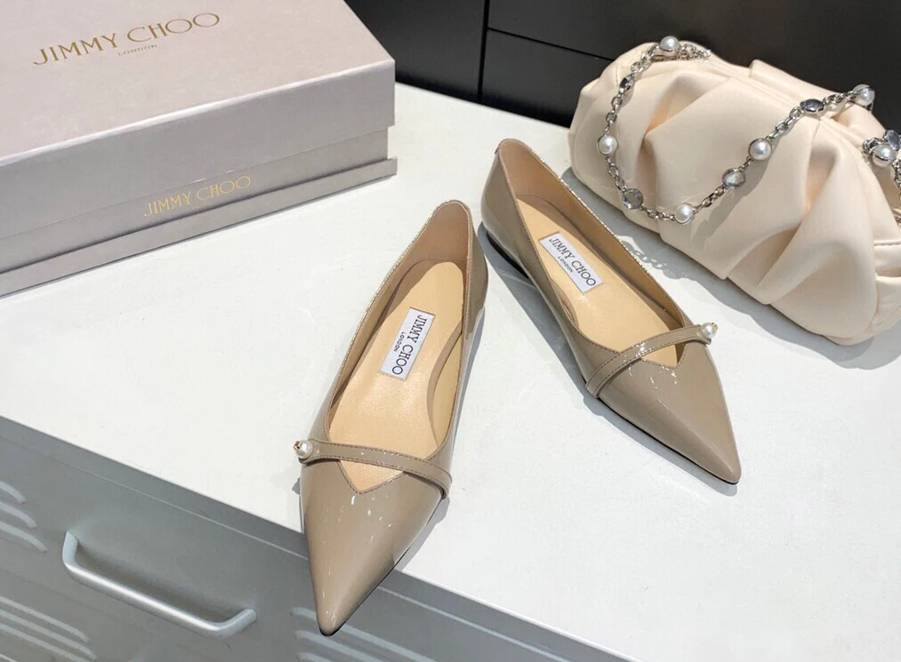 Балетки с острым носком и пряжкой от Jimmy Pearl