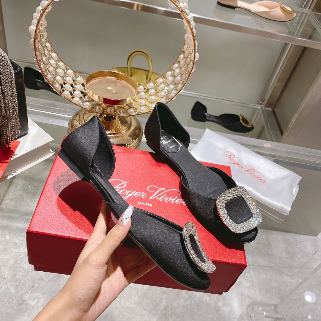 Обувь RV - Новинка весны/лета 2023 - Шелковый атлас с ажурной отделкой - Балетки - Черный