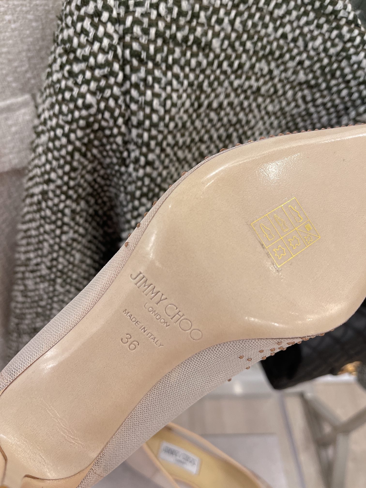 Jimmy - Туфли на высоком каблуке с сетчатой ??отделкой и стразами