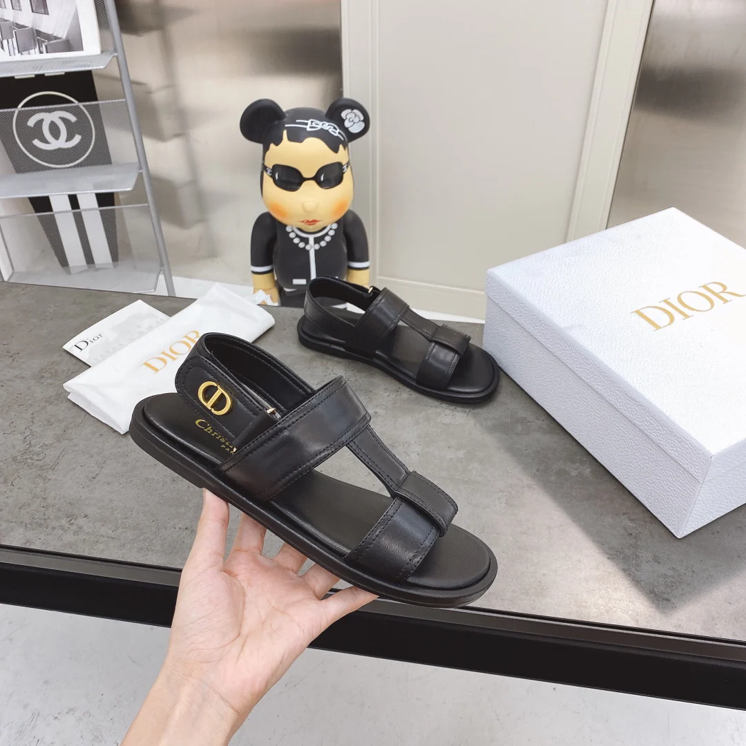 Сандалии Dior с золотыми пуговицами - черные