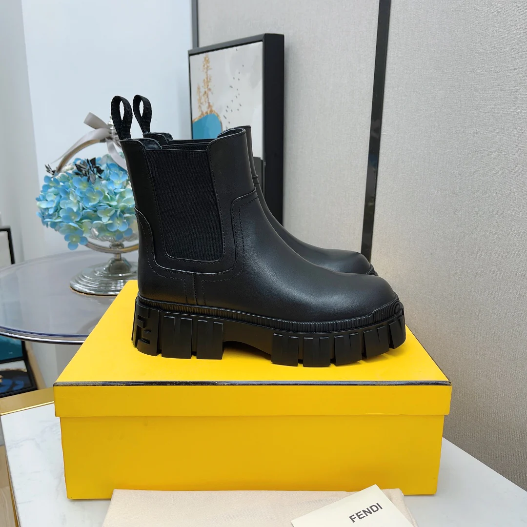 Fendi - Челси - Короткие ботинки - Черные