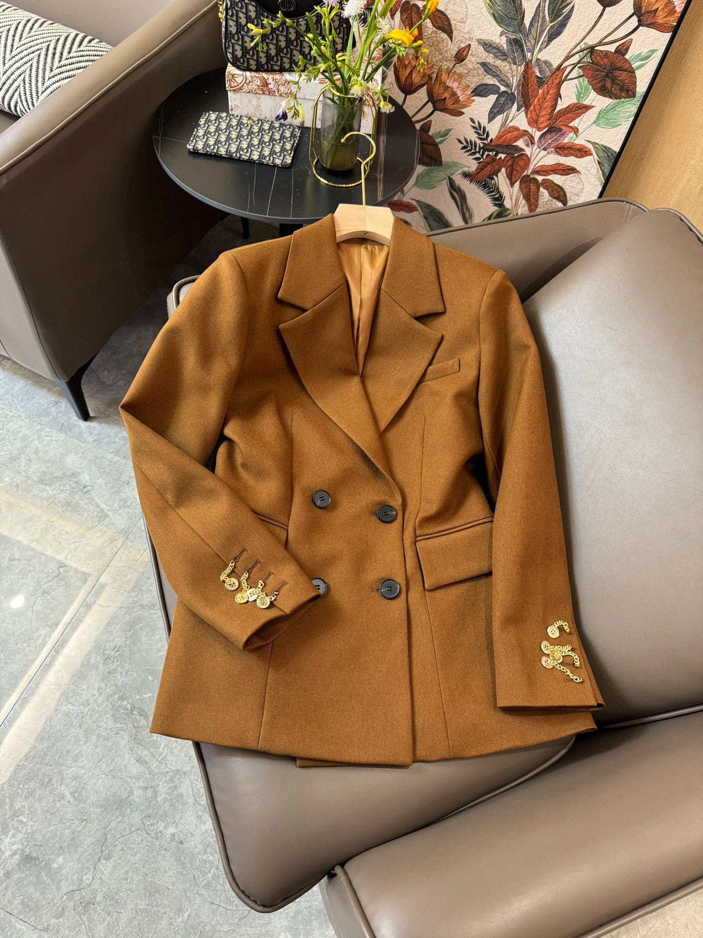 Пиджак Burberry 2403-24ss, новый, коричневый.