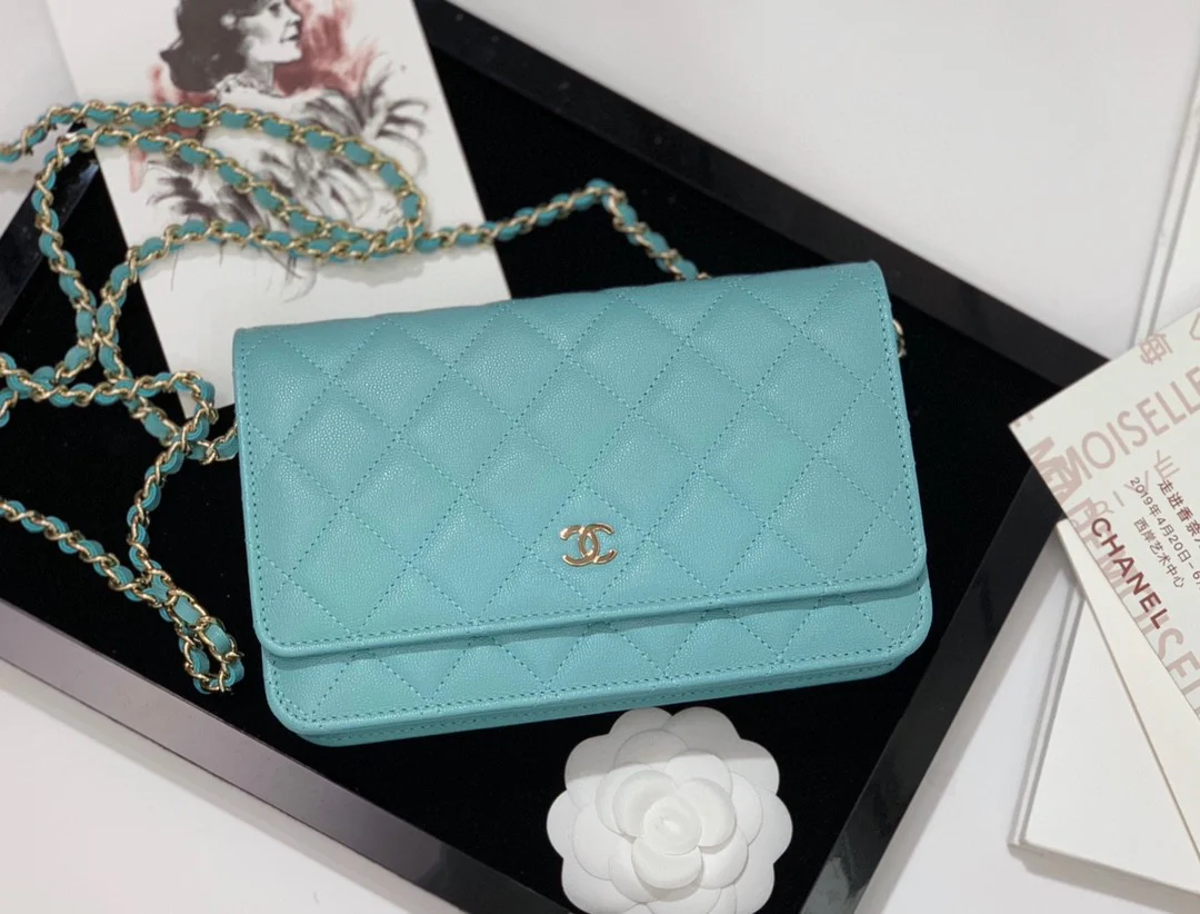 Пряжка Chanel WOC с узором ?Кунжут? из светлого золота - 4 шт.