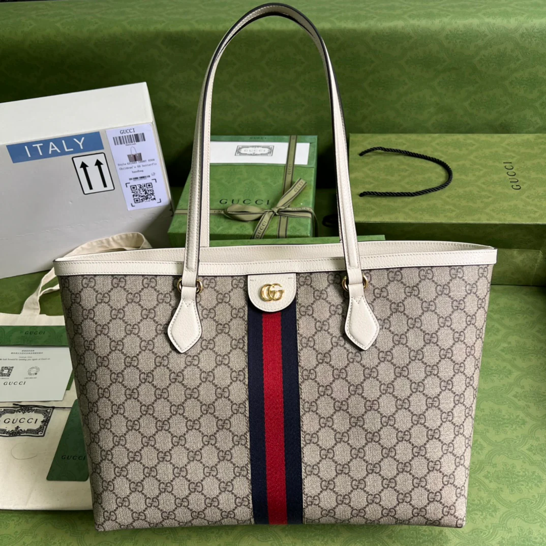 Сумка-тоут Gucci Ophidia Medium Square (38x28x14 см), белая.