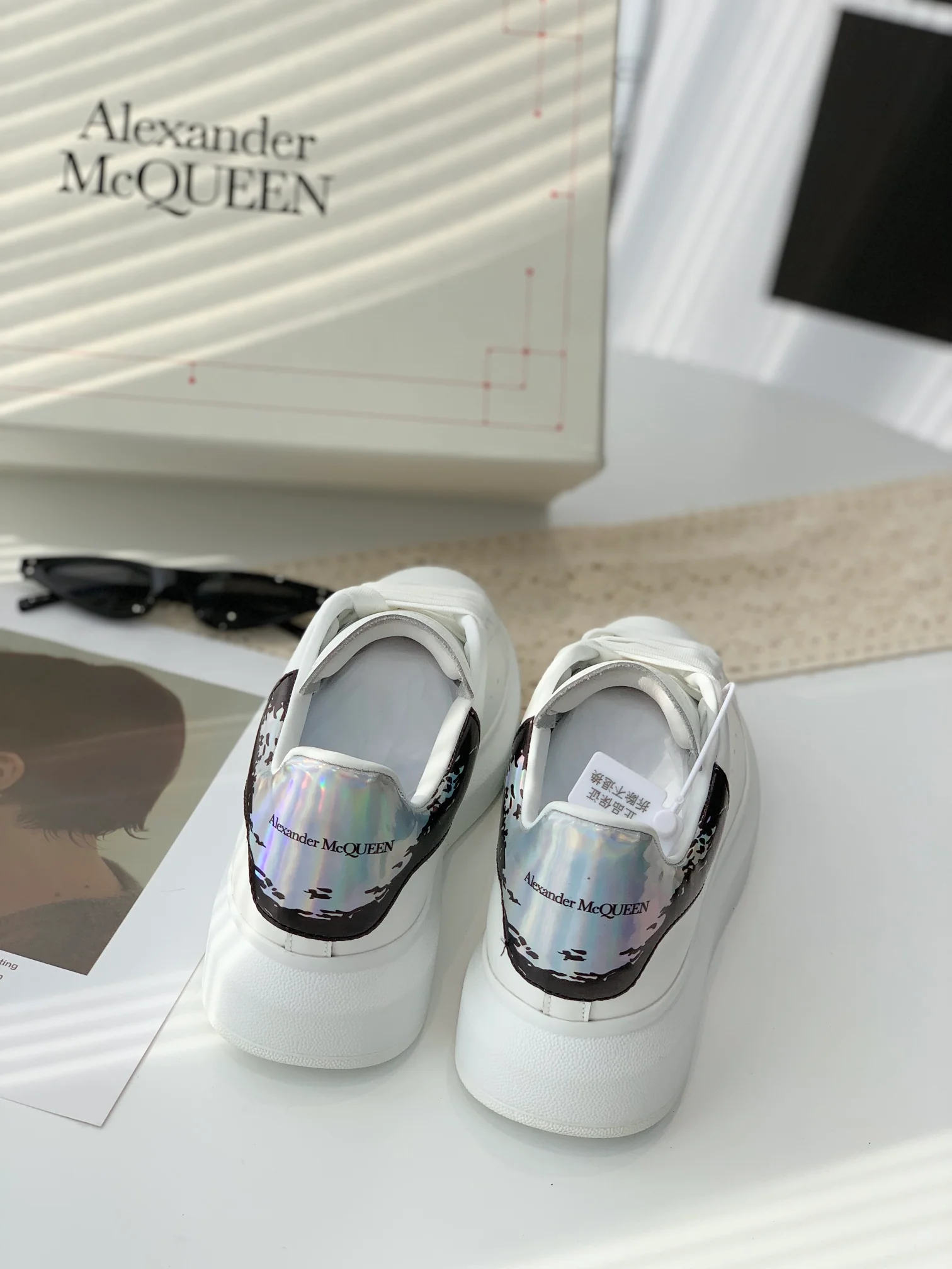 McQueen - Улучшенные классические белые кроссовки - Серебристо-черные