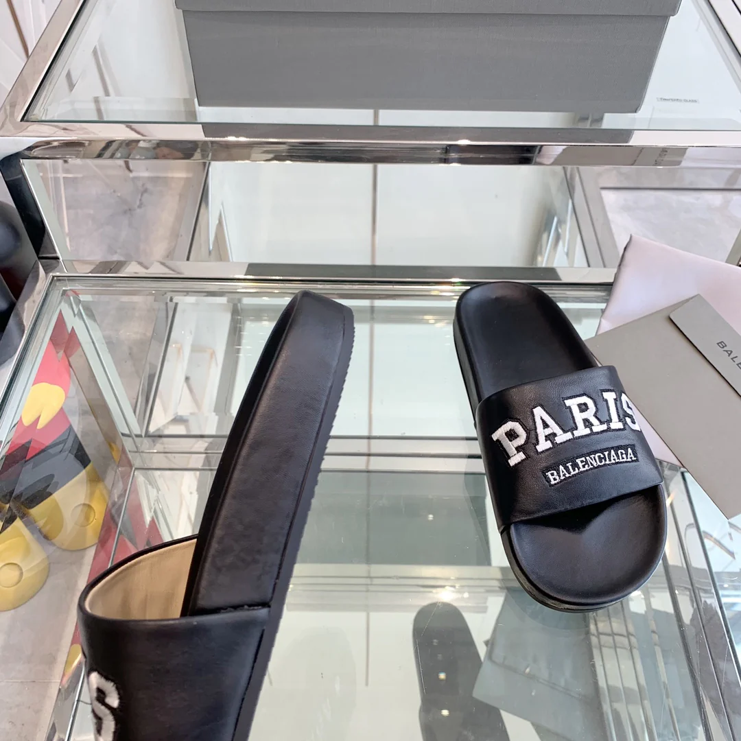 Тапочки Balenciaga Letter - унисекс - черные