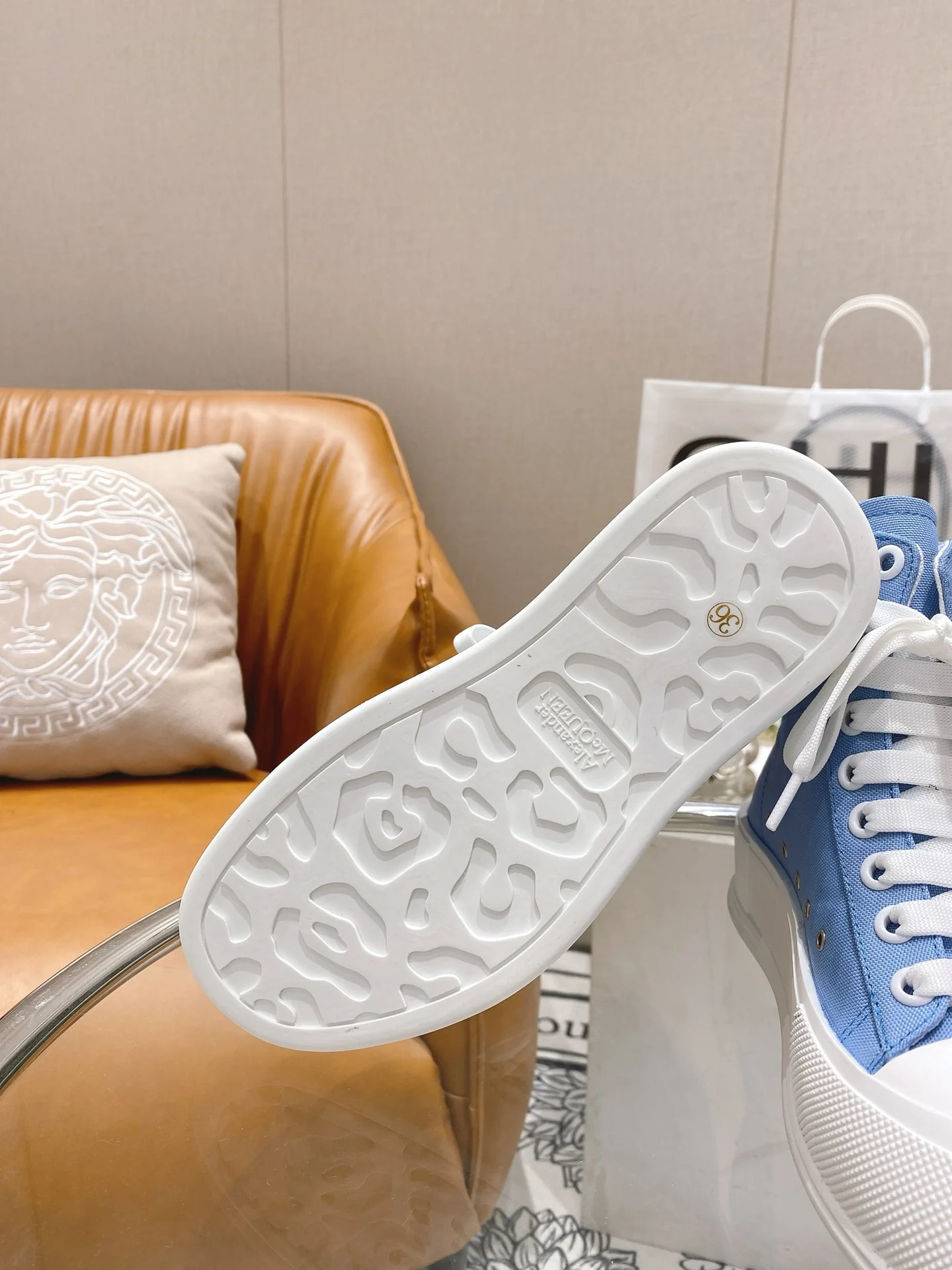 Кед на платформе McQueen - небесно-голубой