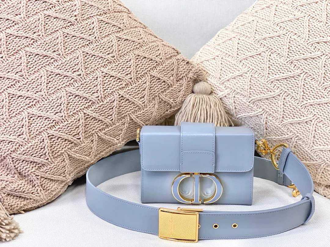 Мини-бокс Dior Montaigne - гладкая кожа - эмалированная пряжка - 17,5 см - небесно-голубой