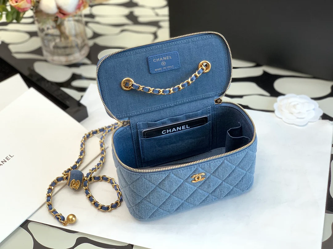 Квадратная коробка Chanel Denim Gold Ball Square Box - светло-голубая