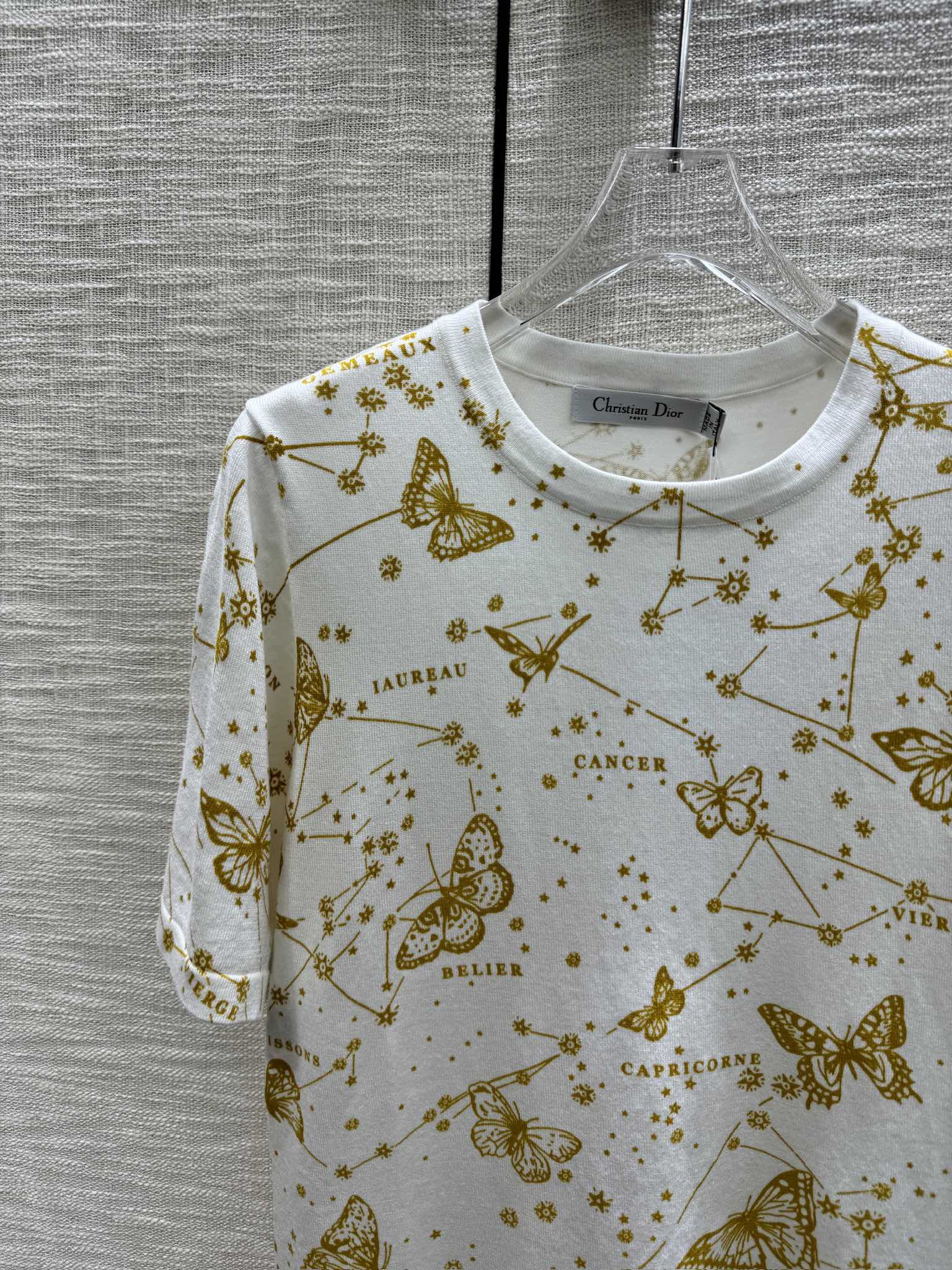 Футболка Dior 2403 с круглым вырезом и коротким рукавом и узором ?Бабочки?