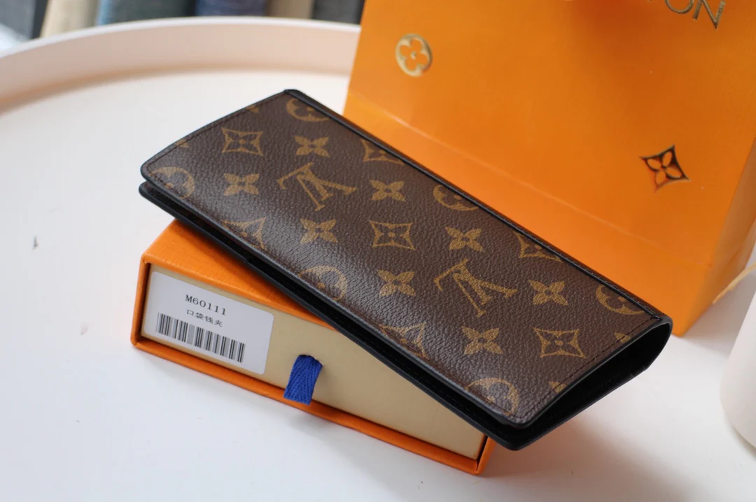 LV-m69410-brazza wallet-classic monogram