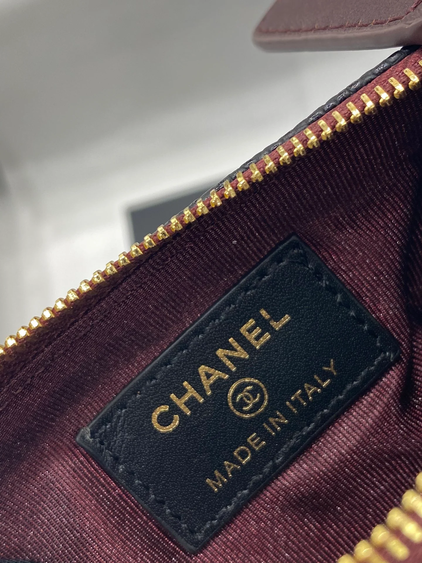 热销款 Chanel-19系列 经典皮革拉链零钱包 黑色金扣