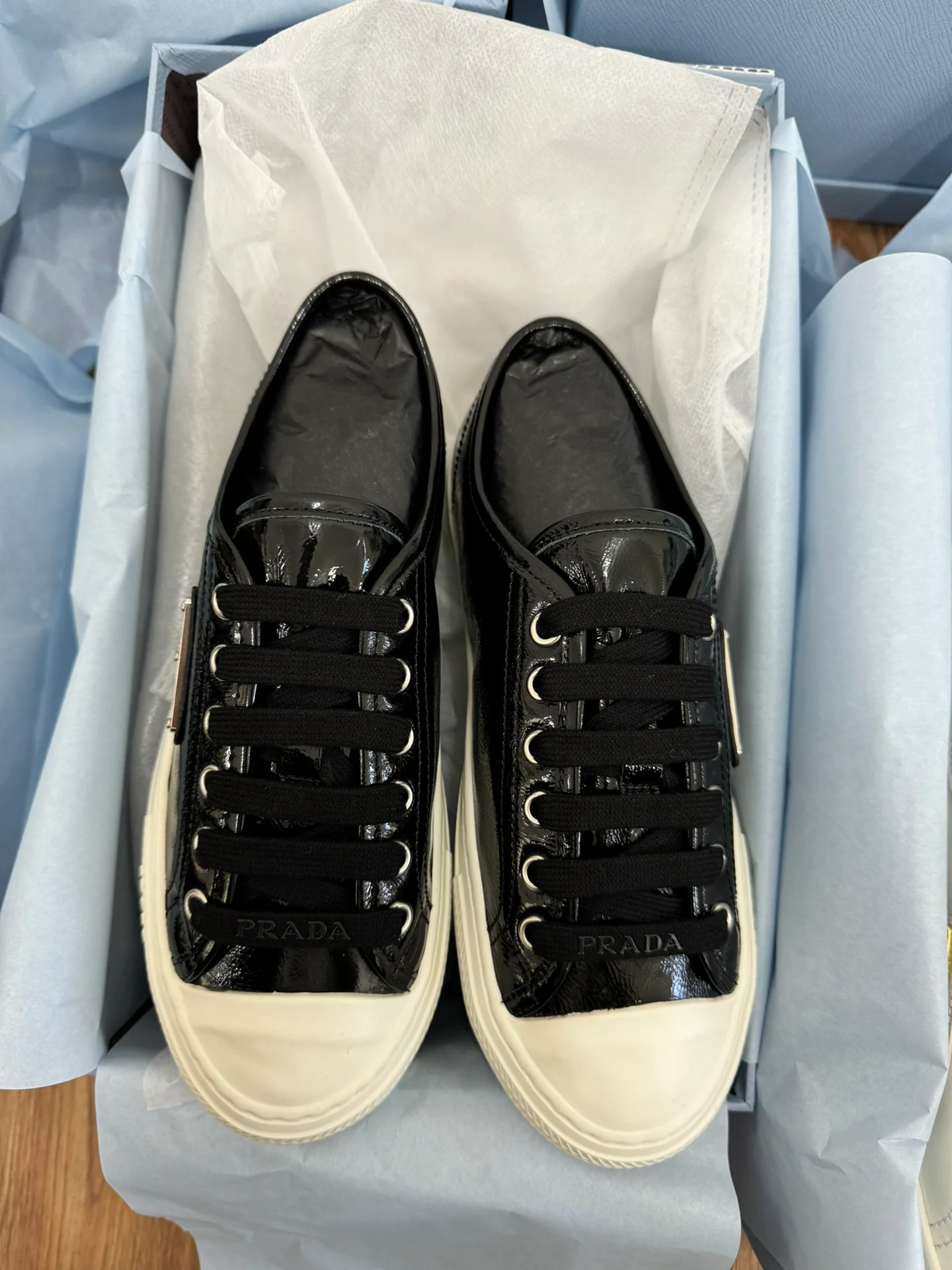 Повседневные туфли Prada 2024 - черные