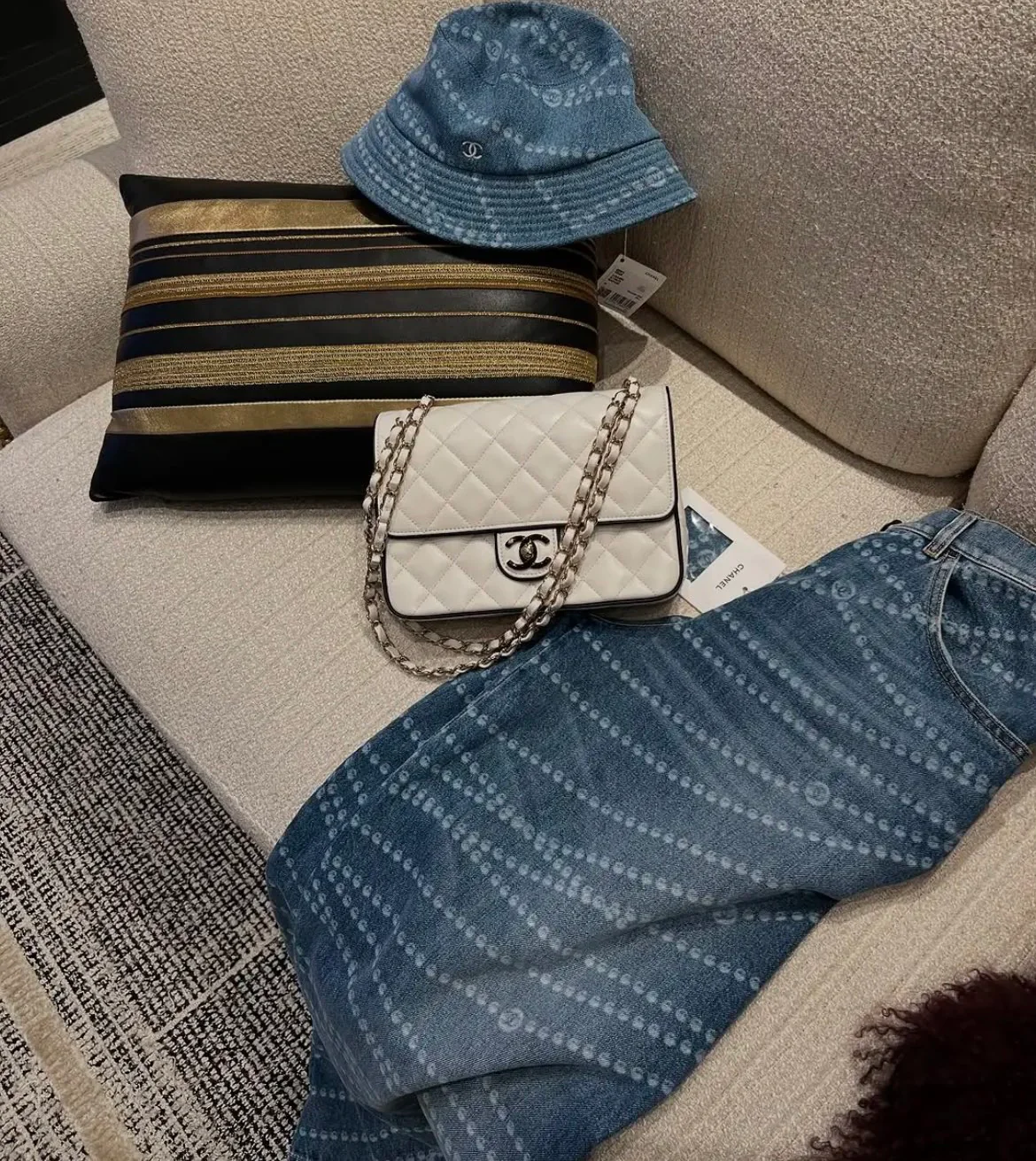 Chanel 25 пенсов - Panda Square Fat Man - White