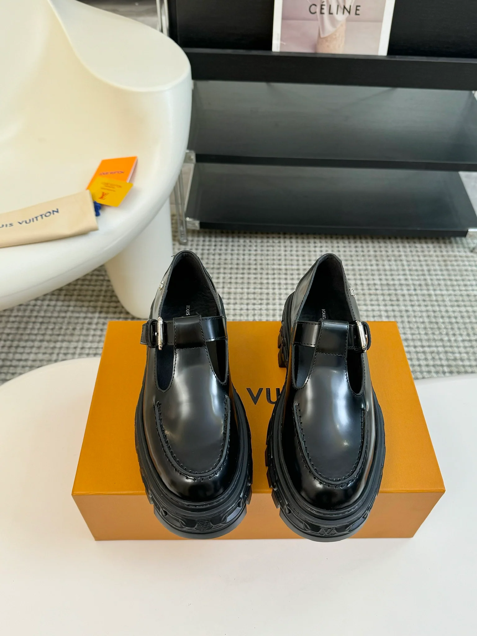 Туфли на платформе LV-2024 - черные