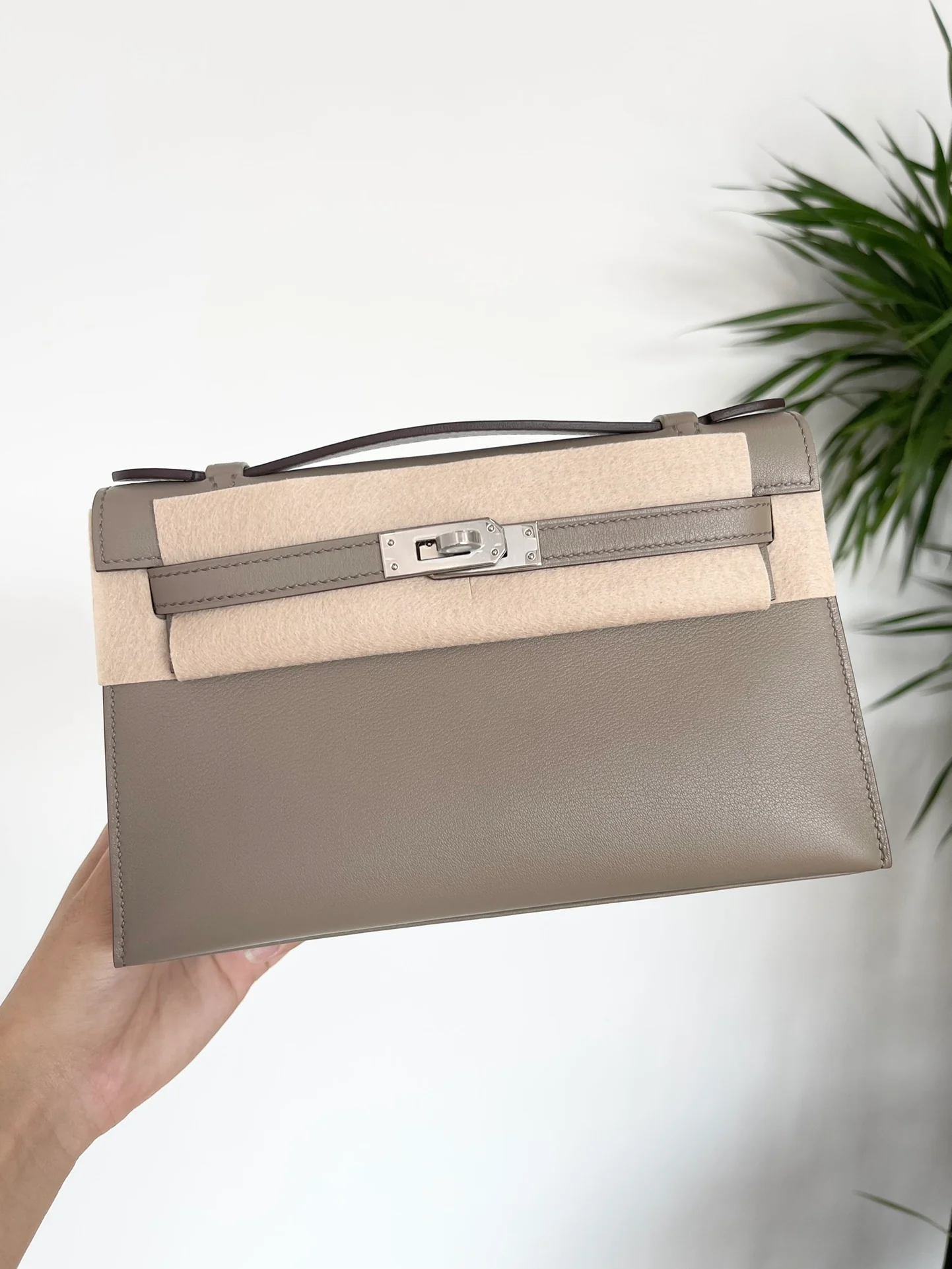 Hermes Kelly Mini 1st Generation M8 Silver Buckle
