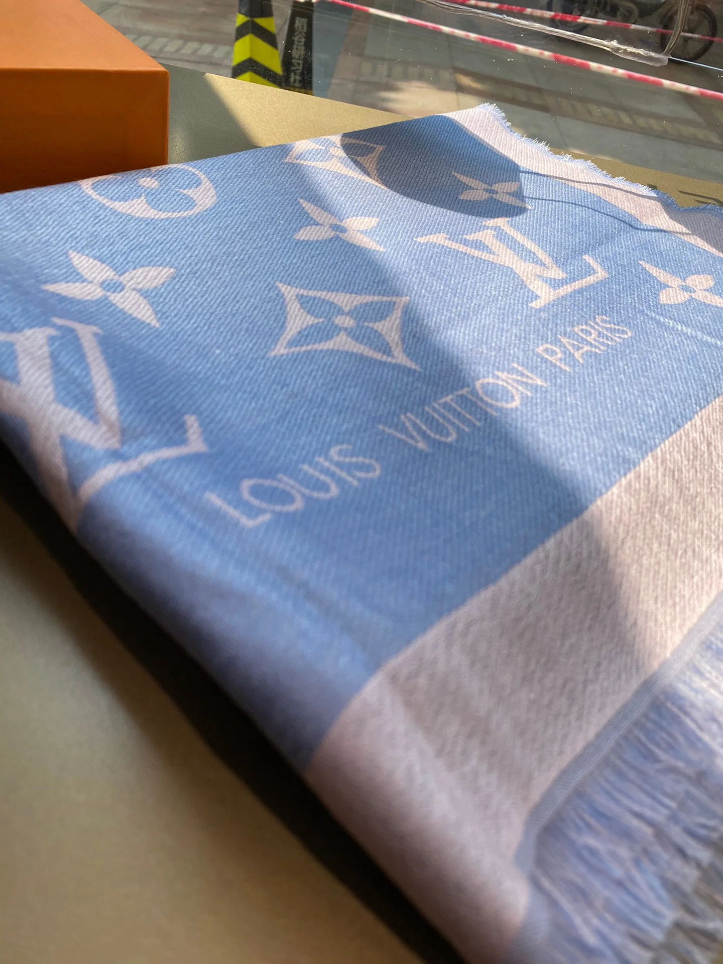 Шерстяной жаккардовый шарф LV - 75-200 см