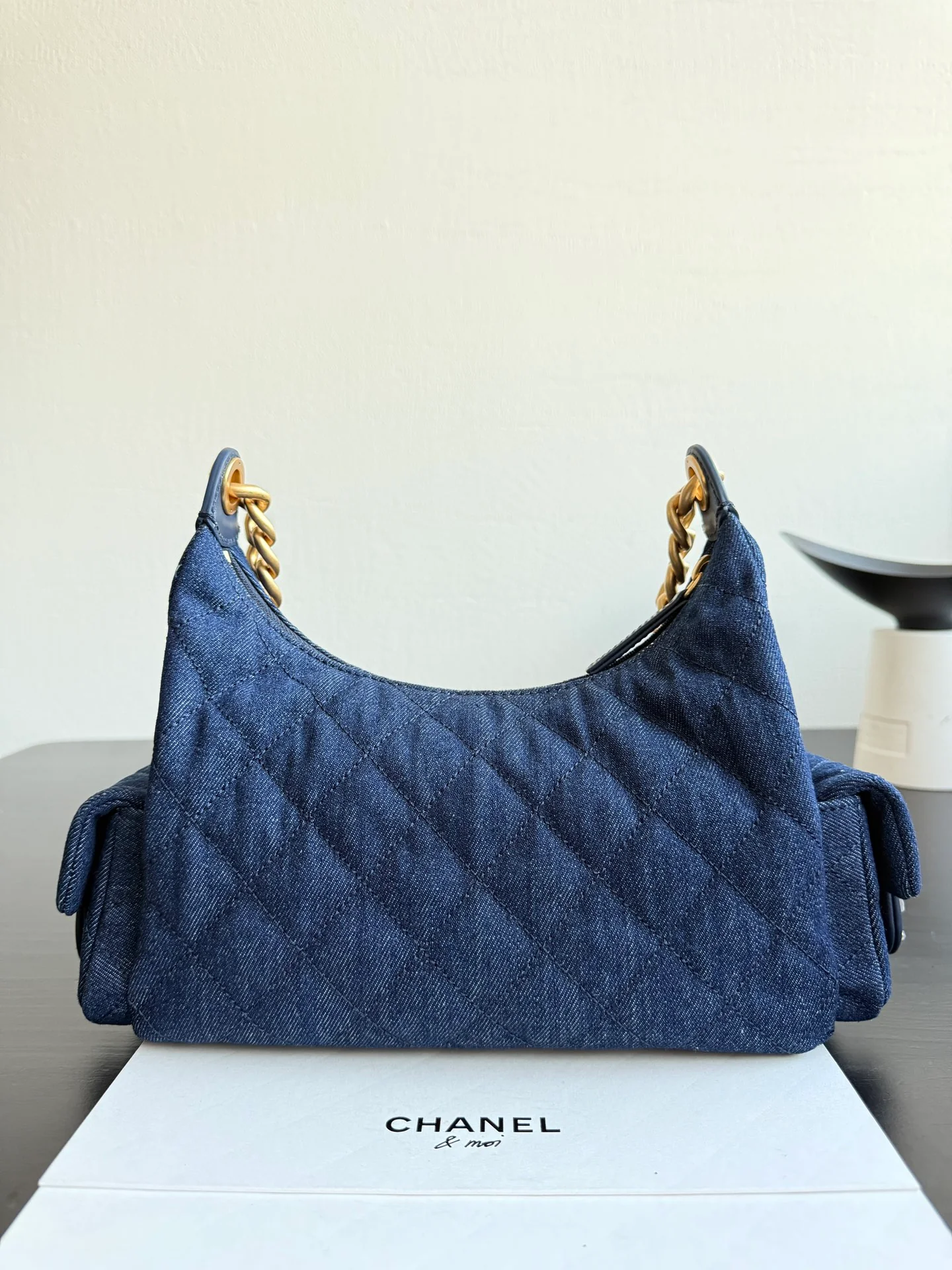 Chanel 25 Chobo Denim Small - Темно-синий