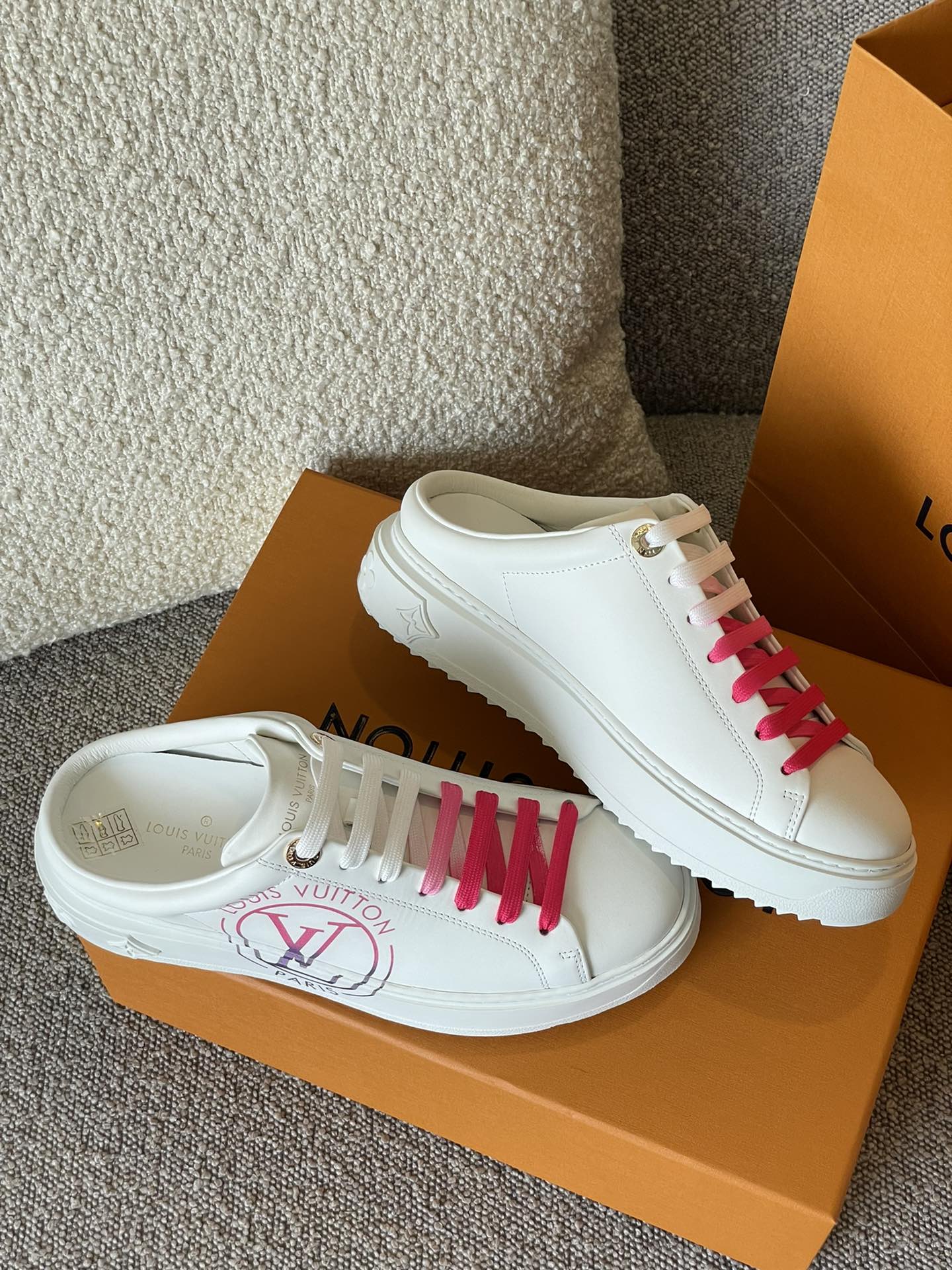 LV - Кроссовки на платформе - Повседневная обувь - Кроссовки - Тапочки