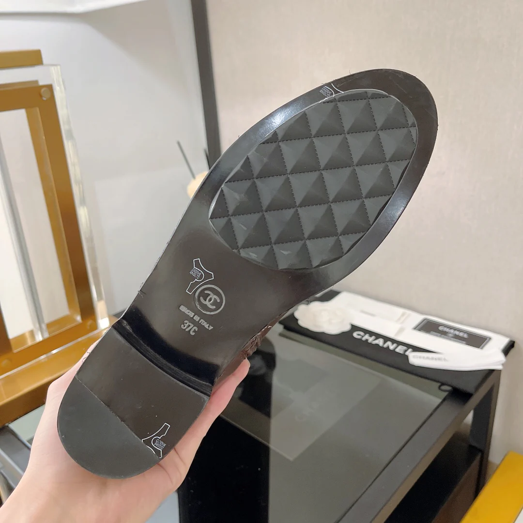 Ботинки Chanel с подиума 2022 года - Ботинки-каскадеры - Коричневые