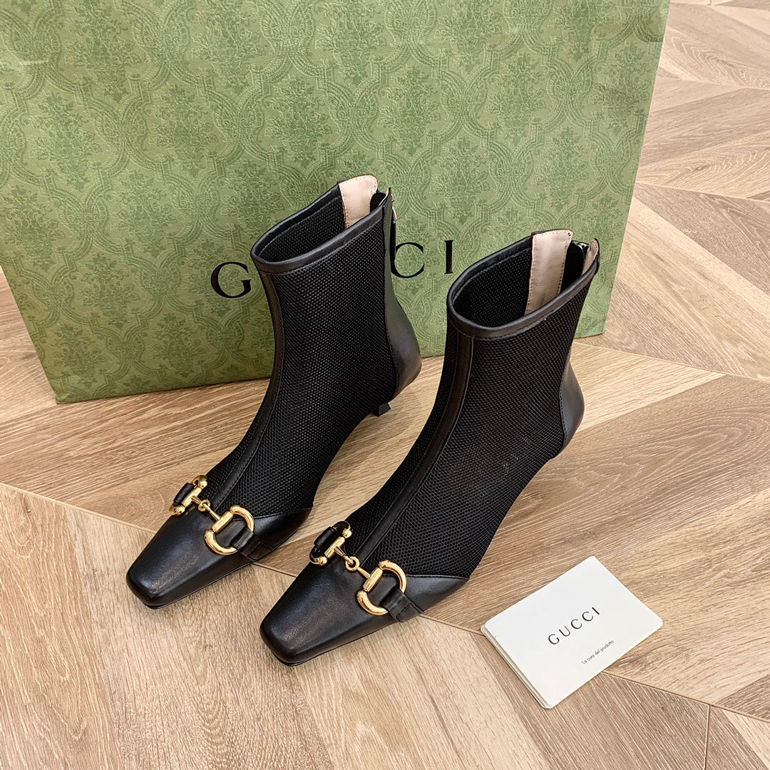 Ботильоны Gucci Street с пряжкой, острым носком и низким каблуком - 1