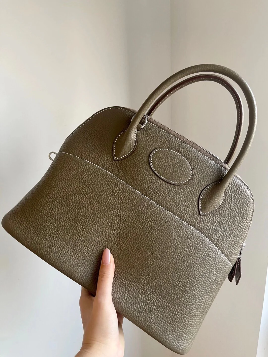 Hermes-bolide-31-taurillon-clemence-elephant gray