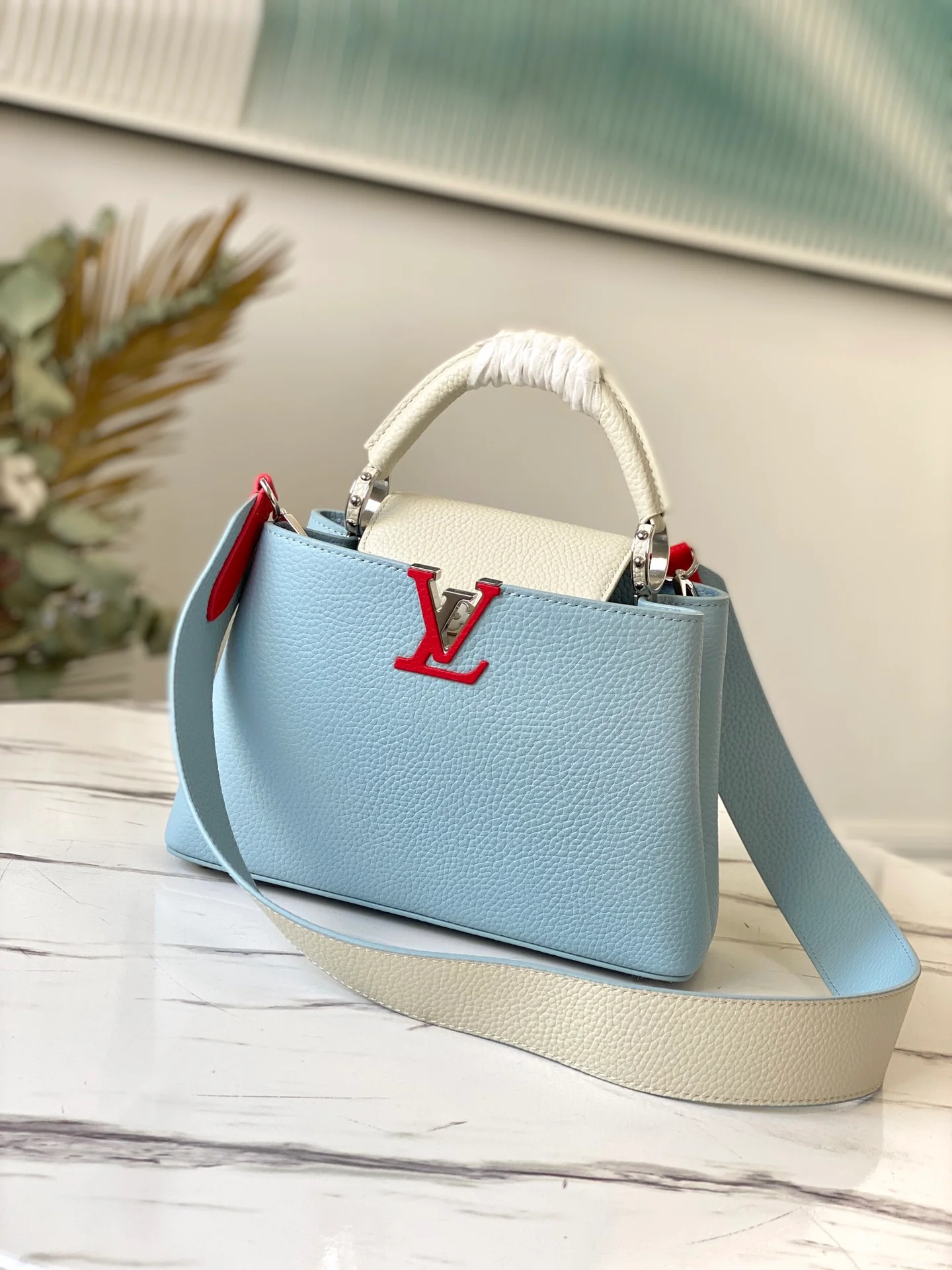 lv-m57519-capucines-small handbag