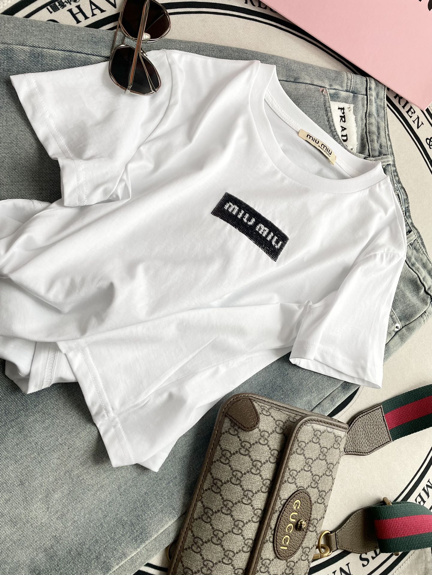 Miu Miu-2404 Однотонная трикотажная хлопковая футболка с коротким рукавом