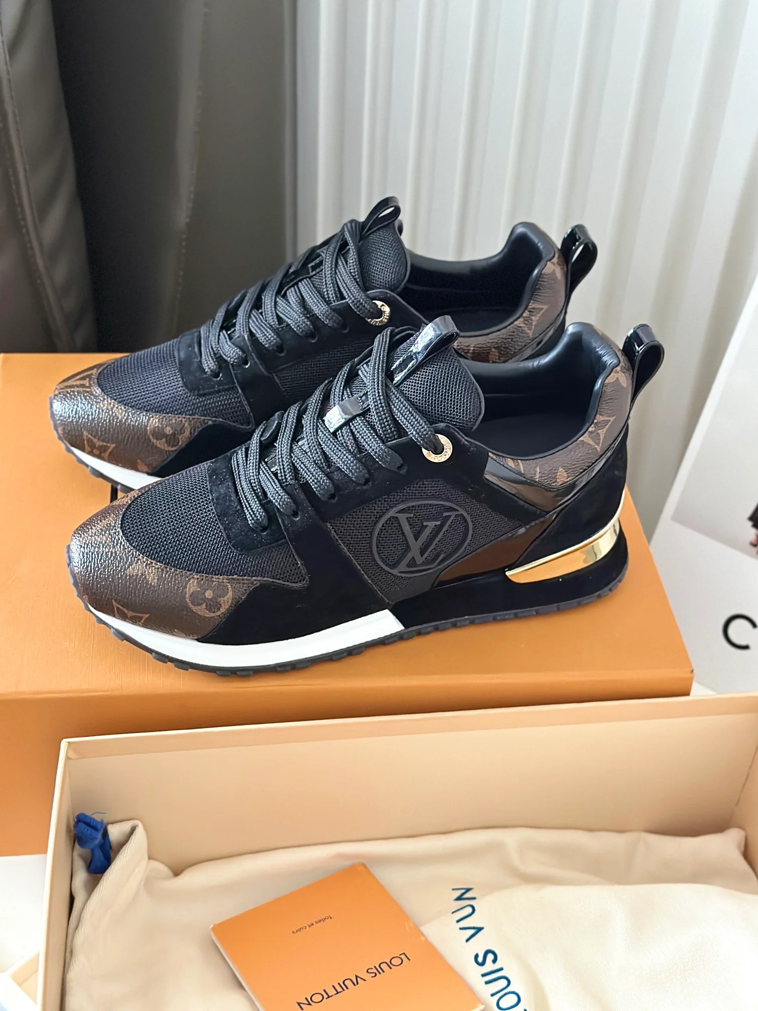 Кроссовки LV Runaway - серия Monogram - стиль Circle