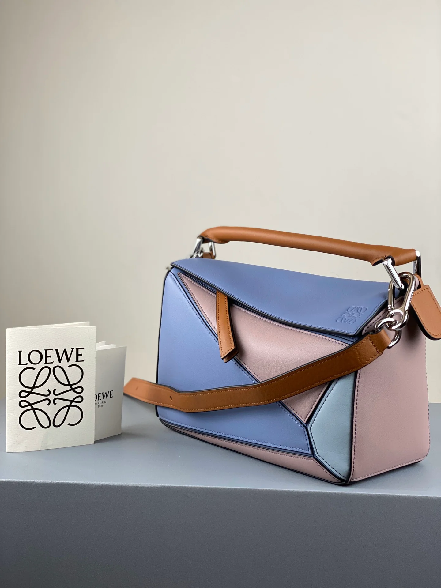 Сумка Loewe Puzzle из телячьей кожи - 2