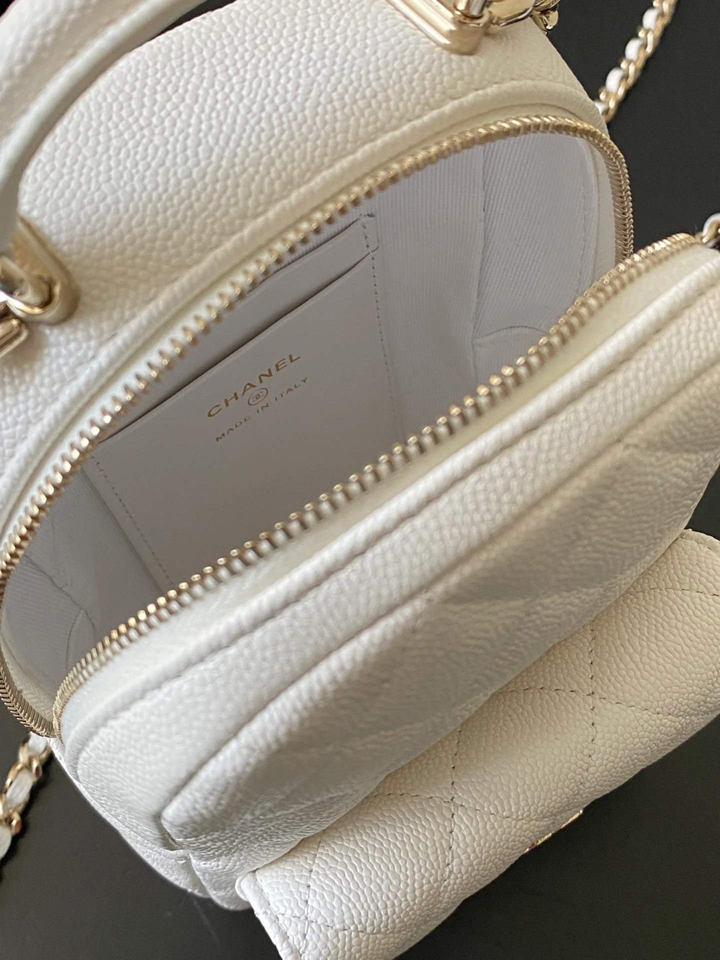 Мини-рюкзак Chanel 24c - белый