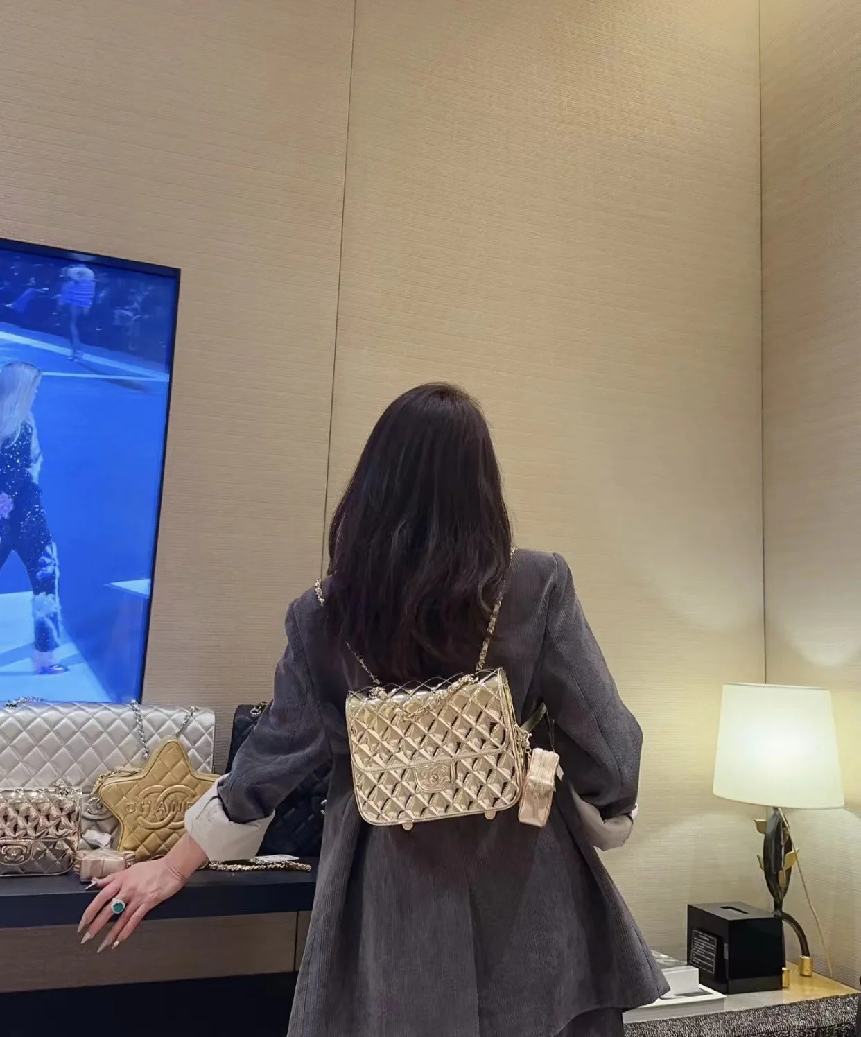 Рюкзак Chanel Early Spring Collection 24c - золотой