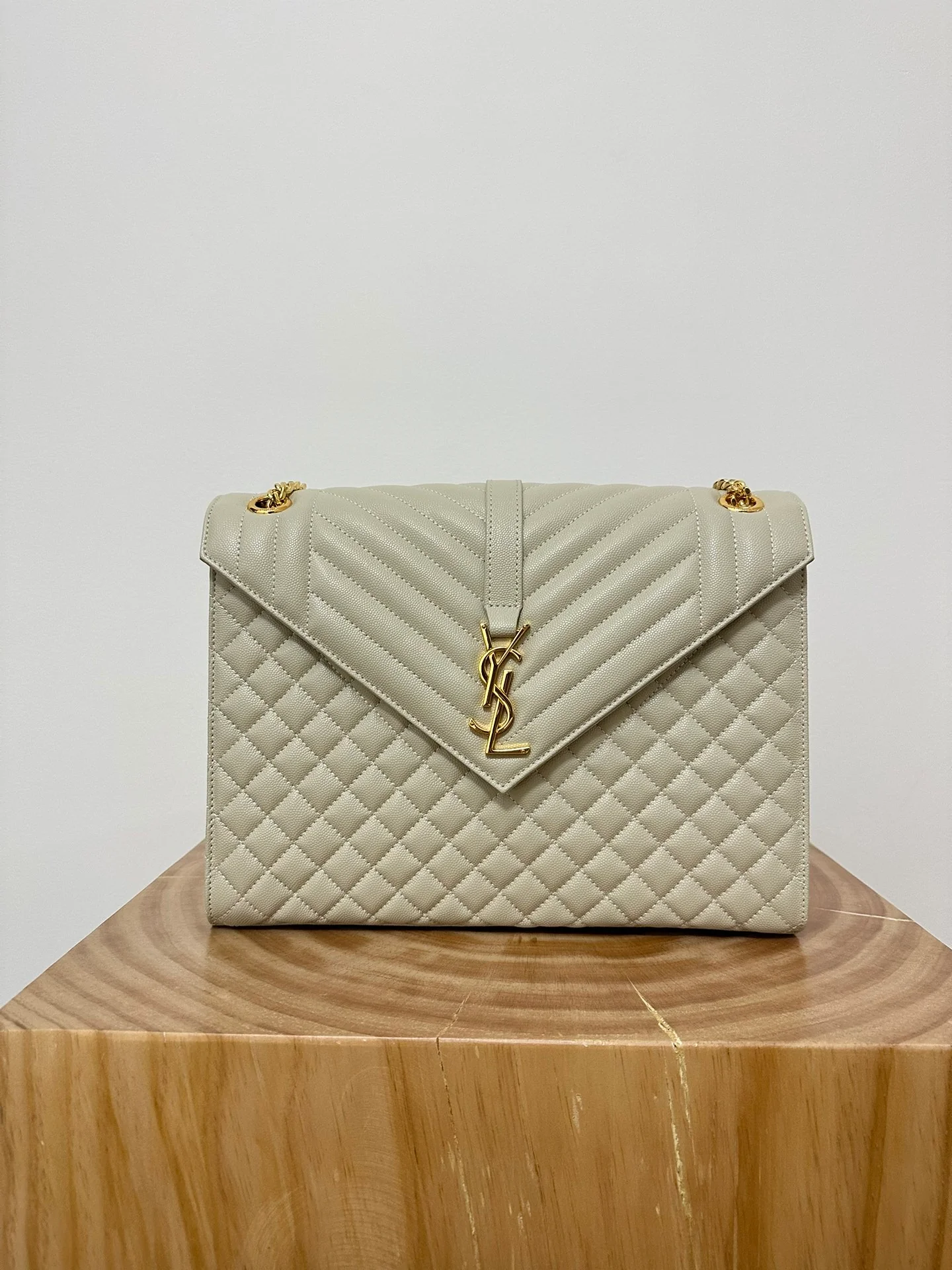 YSL Envelope - Off white